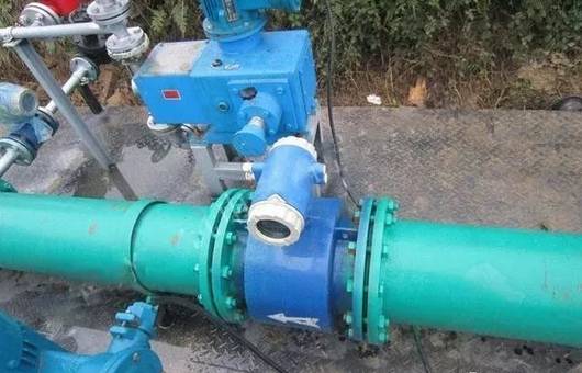 電磁流量(liang)計現場圖